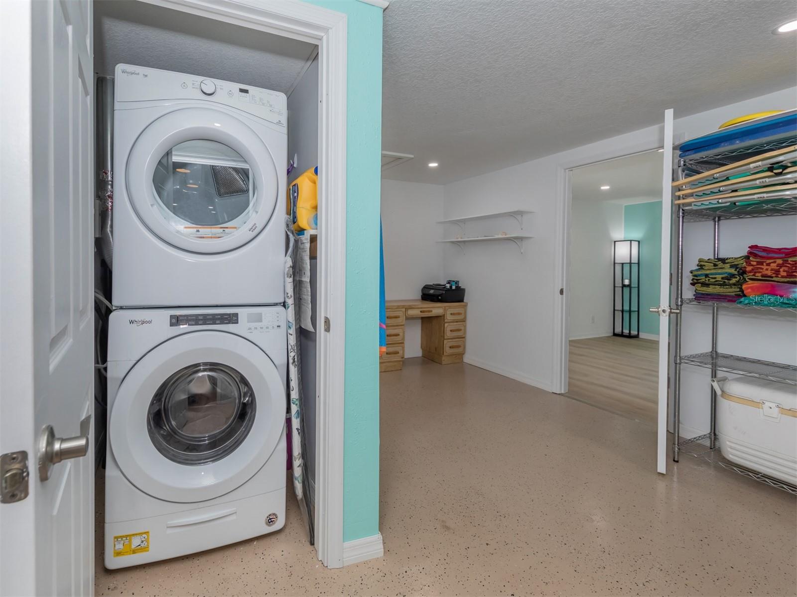 6115 CARLTON AVE, SARASOTA, FL, 34231