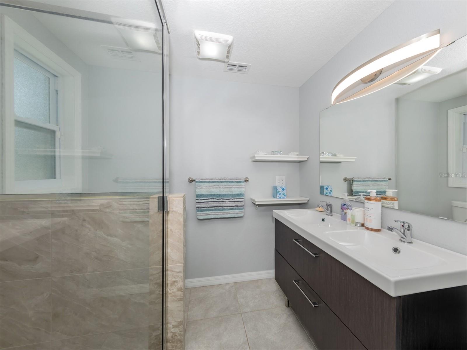 6115 CARLTON AVE, SARASOTA, FL, 34231