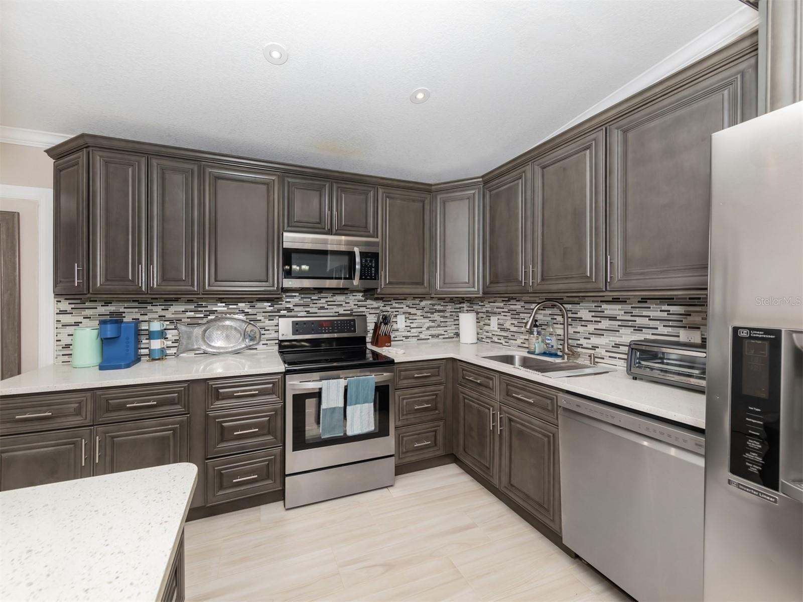161 SUNTAN AVE, SARASOTA, FL, 34237