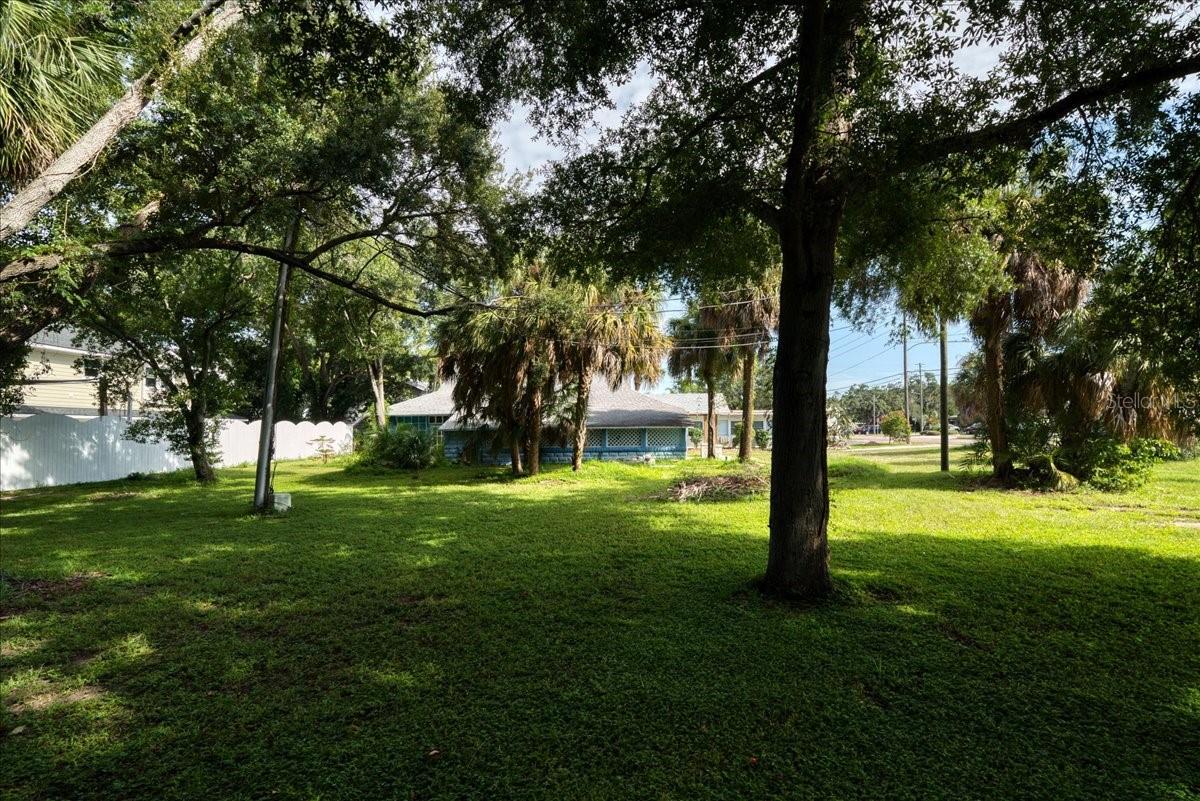 1040 BROADWAY, DUNEDIN, FL, 34698