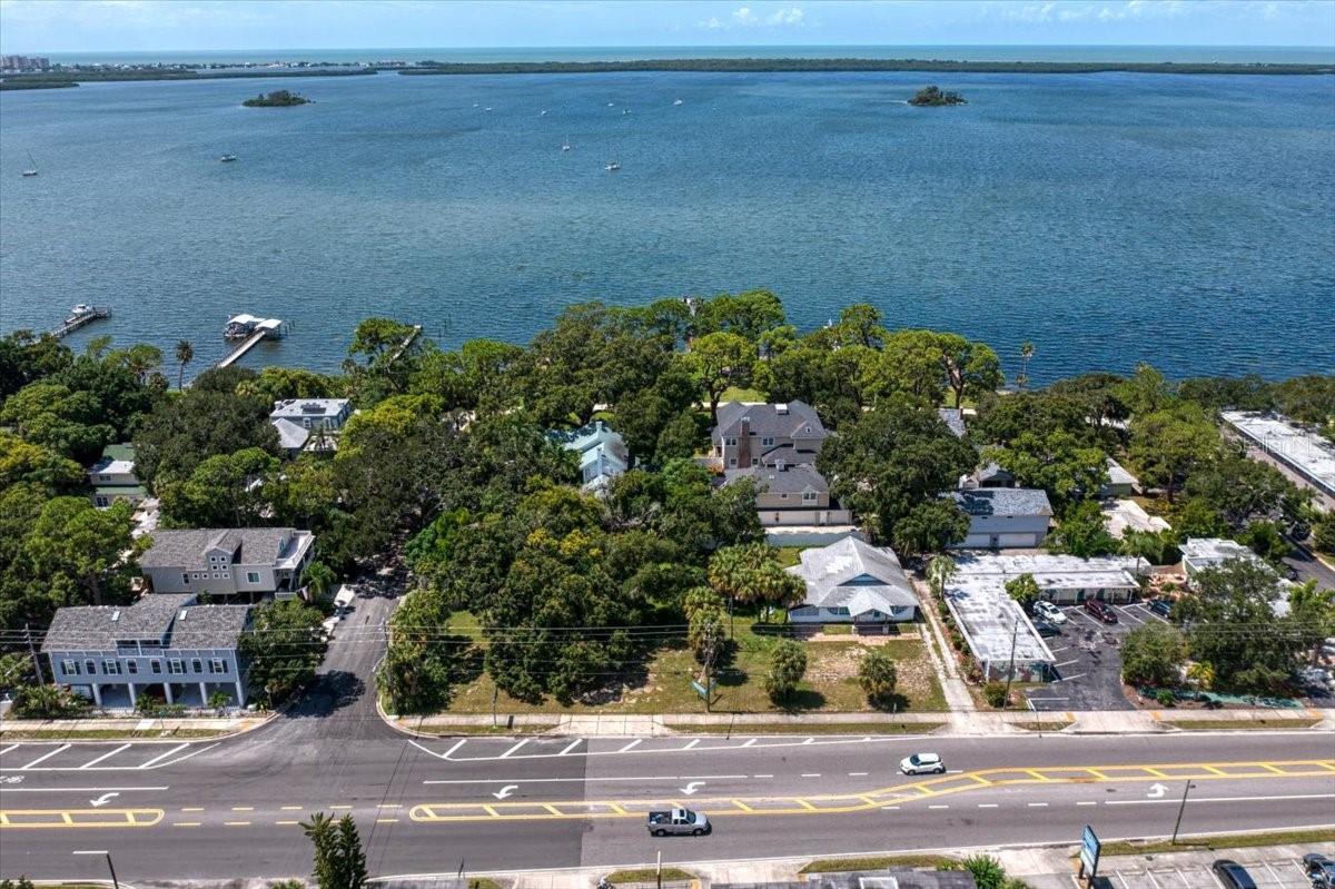 1040 BROADWAY, DUNEDIN, FL, 34698