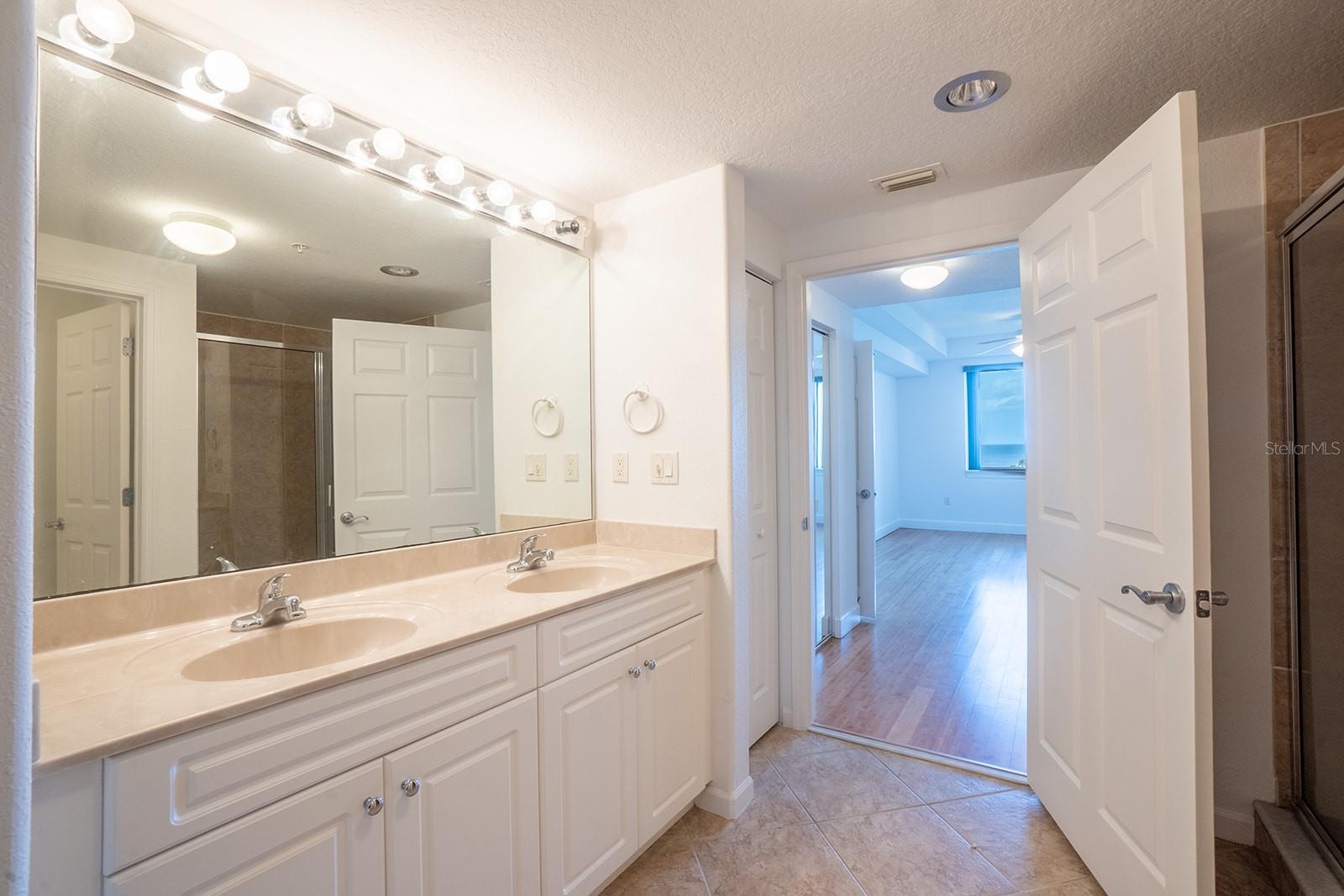 80 SURFVIEW DR #302, PALM COAST, FL, 32137