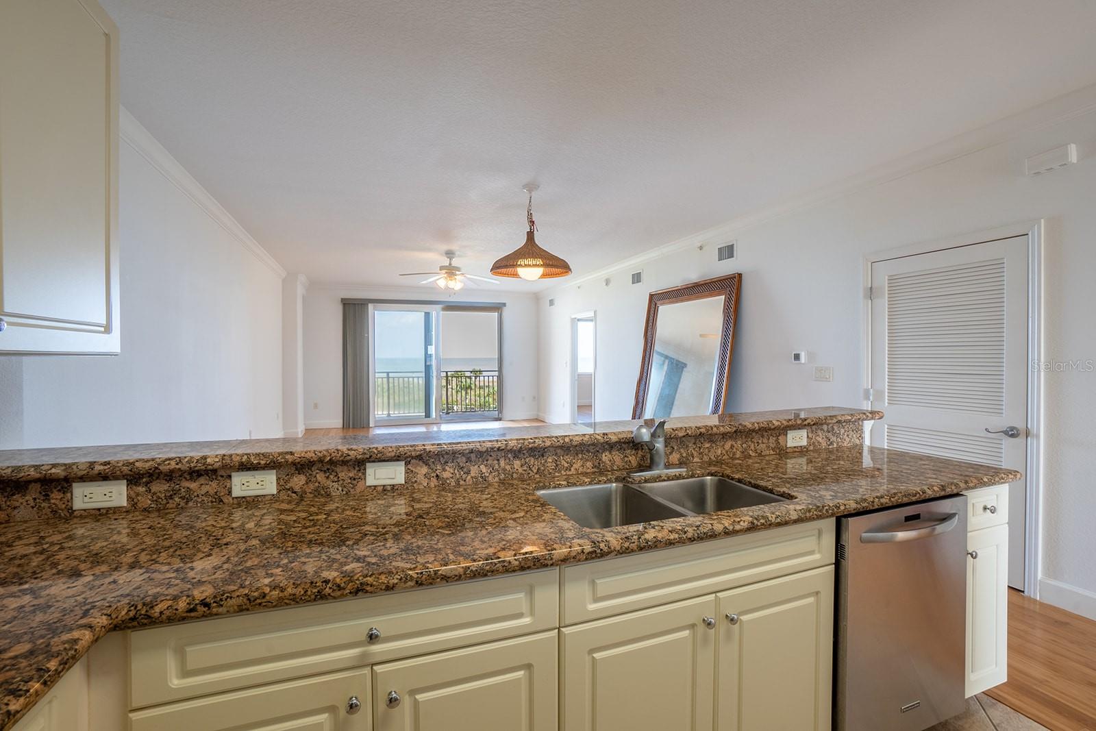 80 SURFVIEW DR #302, PALM COAST, FL, 32137