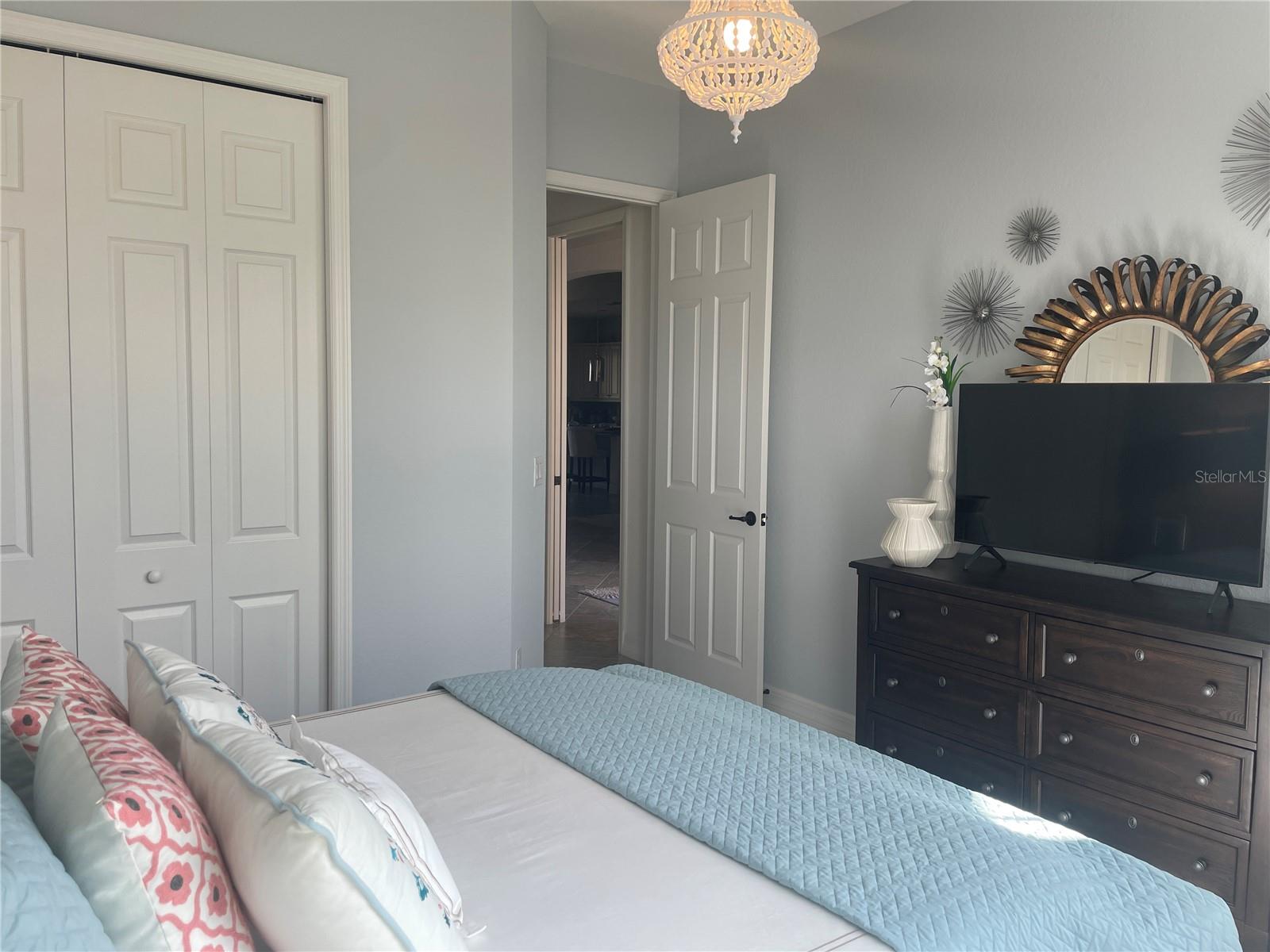 5803 CESSNA RUN, BRADENTON, FL, 34211
