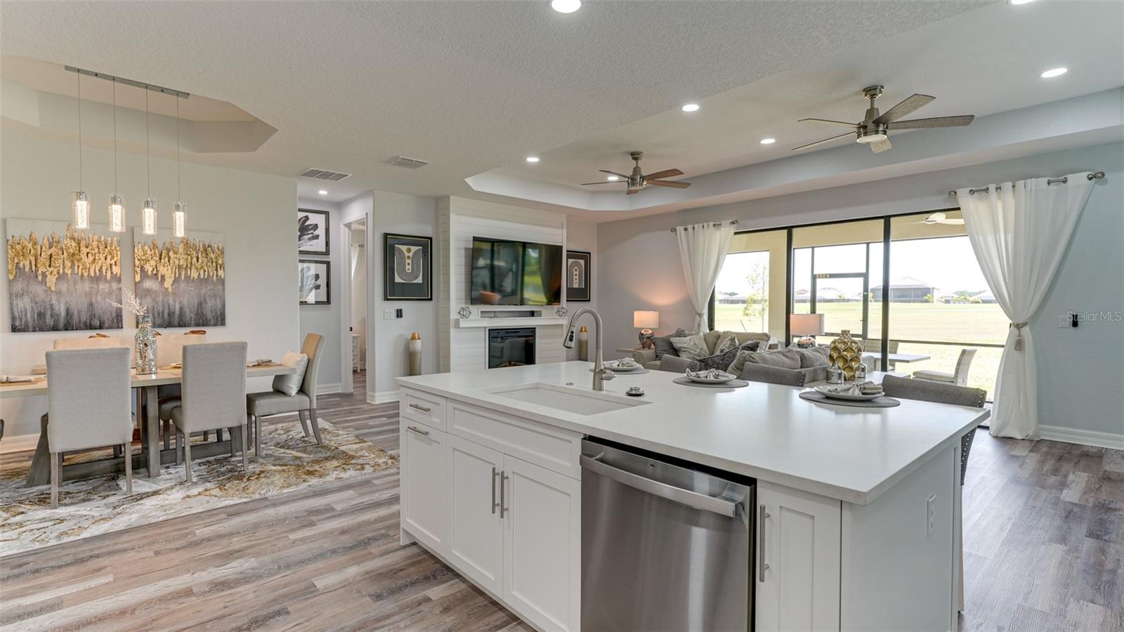 5725 CHEECH GLN, LAKEWOOD RANCH, FL, 34211