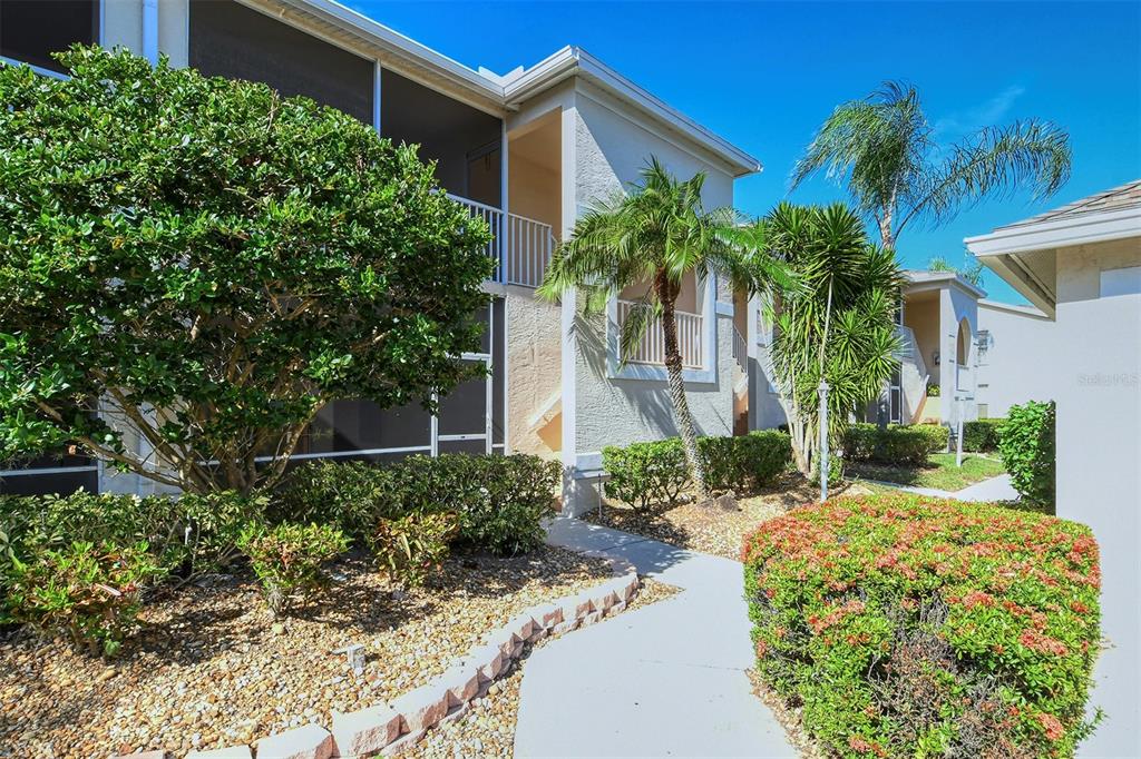 9570 High Gate Drive 1714, Sarasota, FL 34238