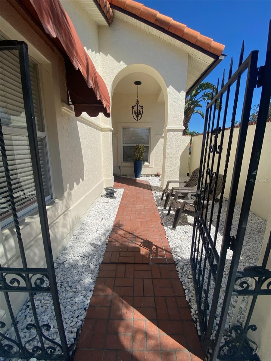4989 CLUBVIEW CT E, BRADENTON, FL, 34203