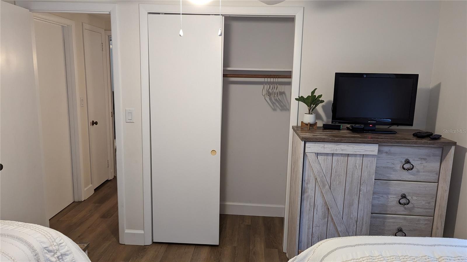 567 BRADENTON RD, VENICE, FL, 34293