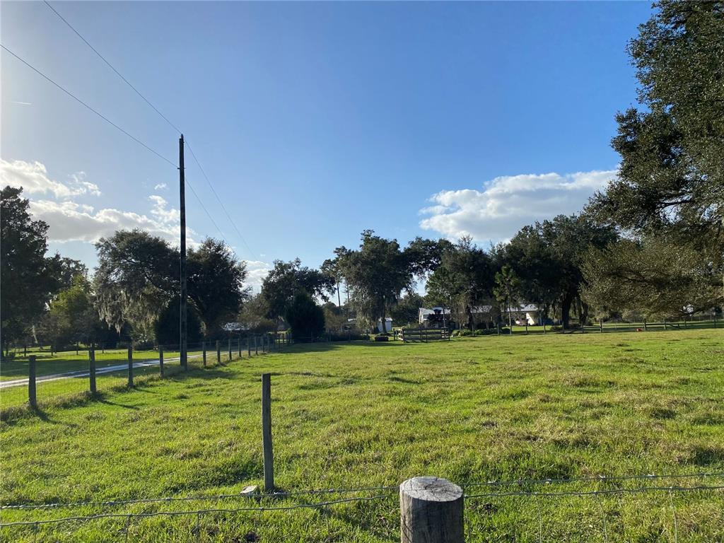 P4923941 Property Photo