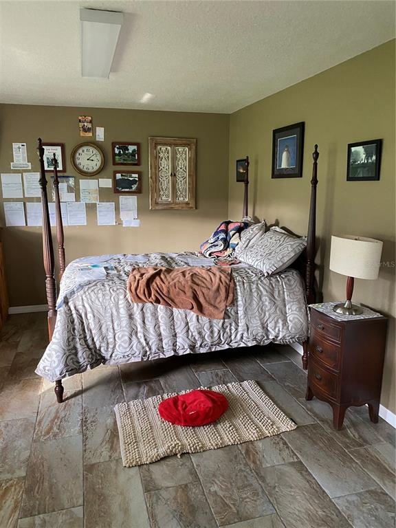 P4923941 Property Photo