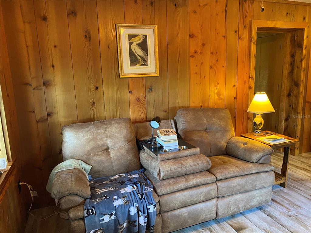 P4923941 Property Photo