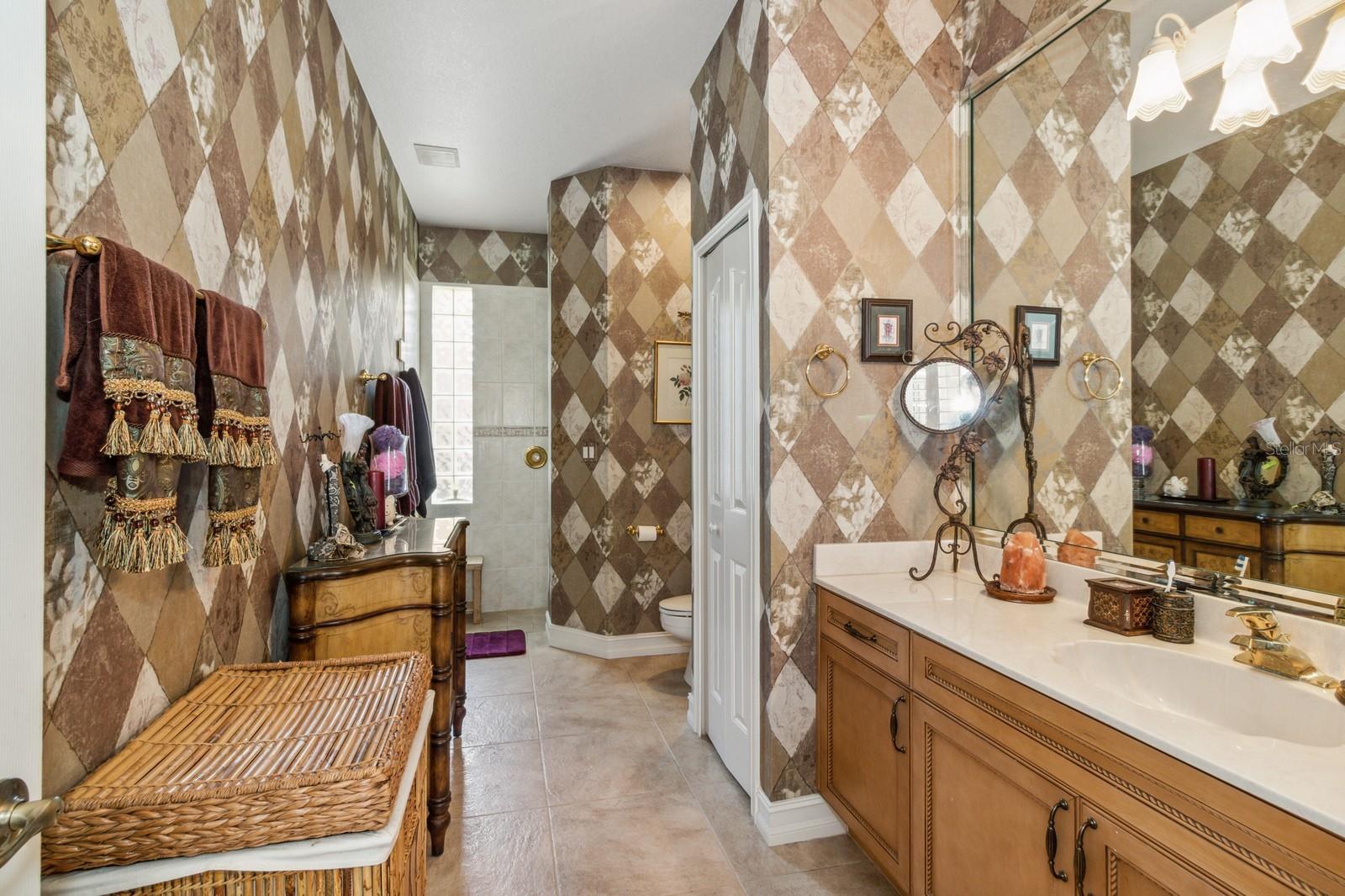 1524 COLUMBIAN DR, PUNTA GORDA, FL, 33950