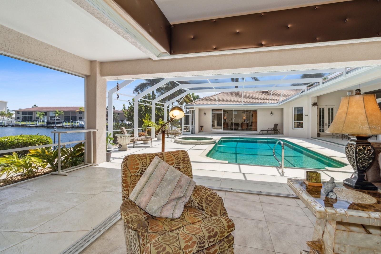 1524 COLUMBIAN DR, PUNTA GORDA, FL, 33950