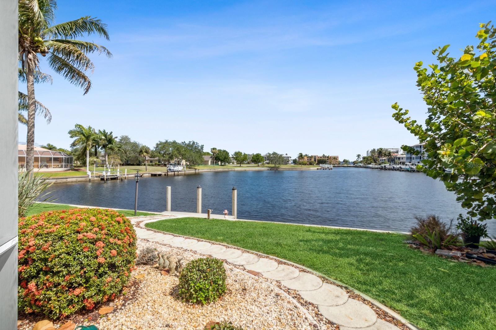 1524 COLUMBIAN DR, PUNTA GORDA, FL, 33950