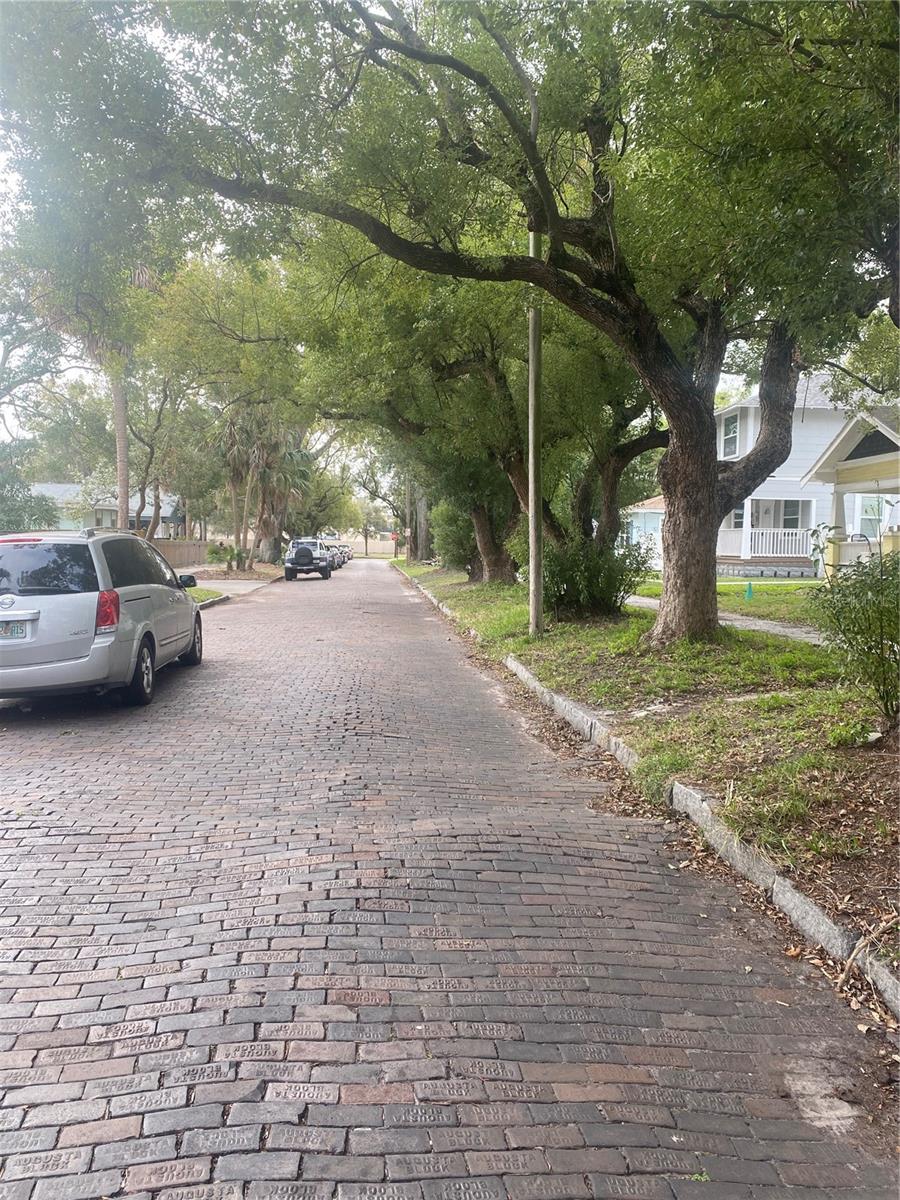 810 JACKSON ST N, ST PETERSBURG, FL, 33705