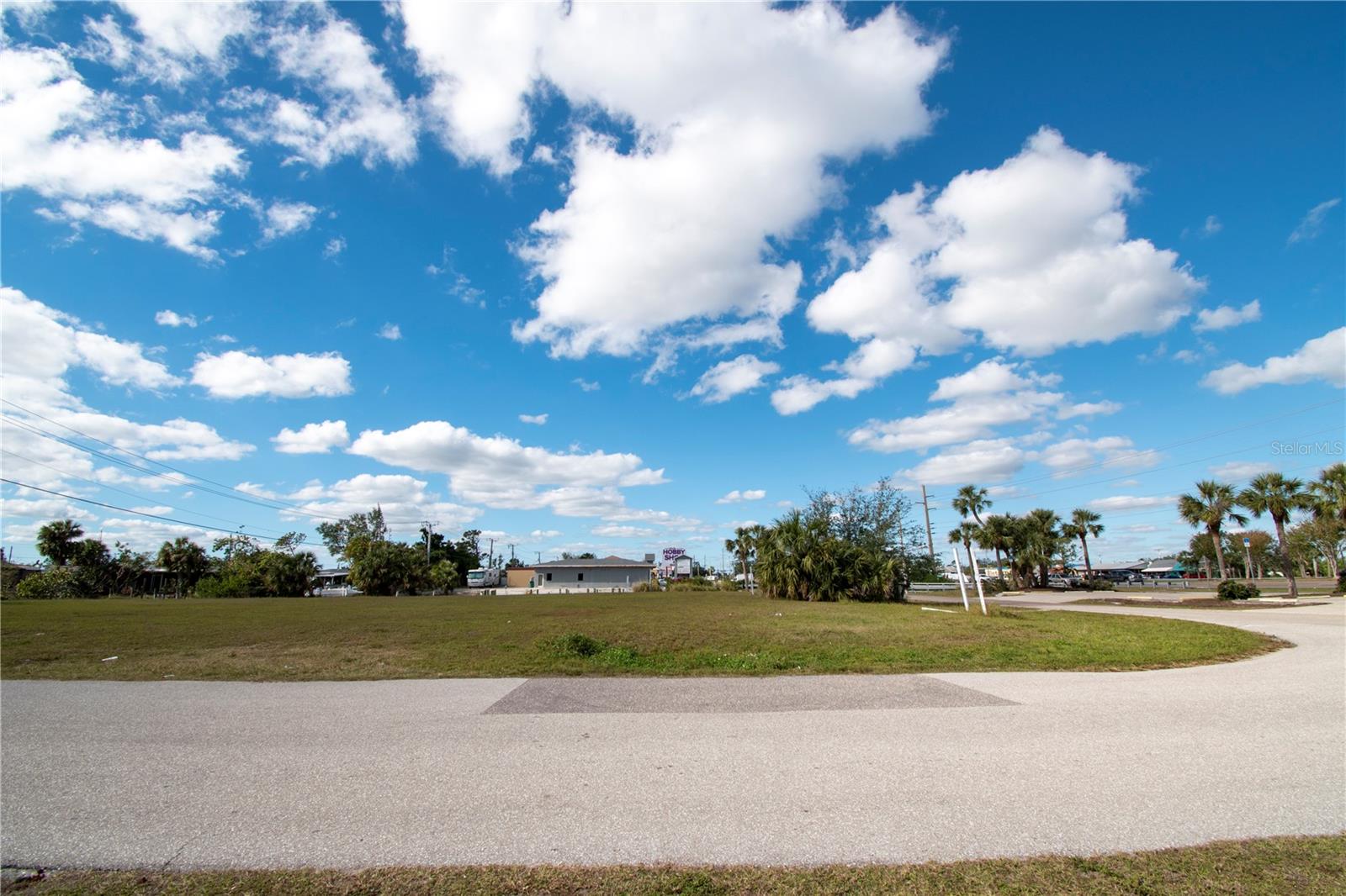 3859&3871 TAMIAMI TRL, PORT CHARLOTTE, FL, 33952