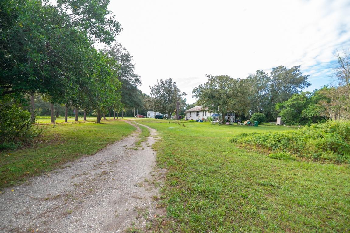 9358 HARNEY RD, THONOTOSASSA, FL, 33592