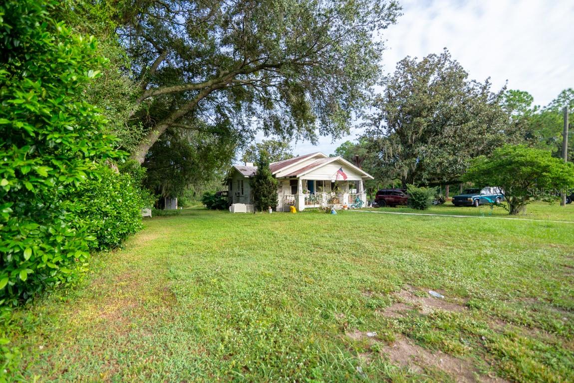 9358 HARNEY RD, THONOTOSASSA, FL, 33592