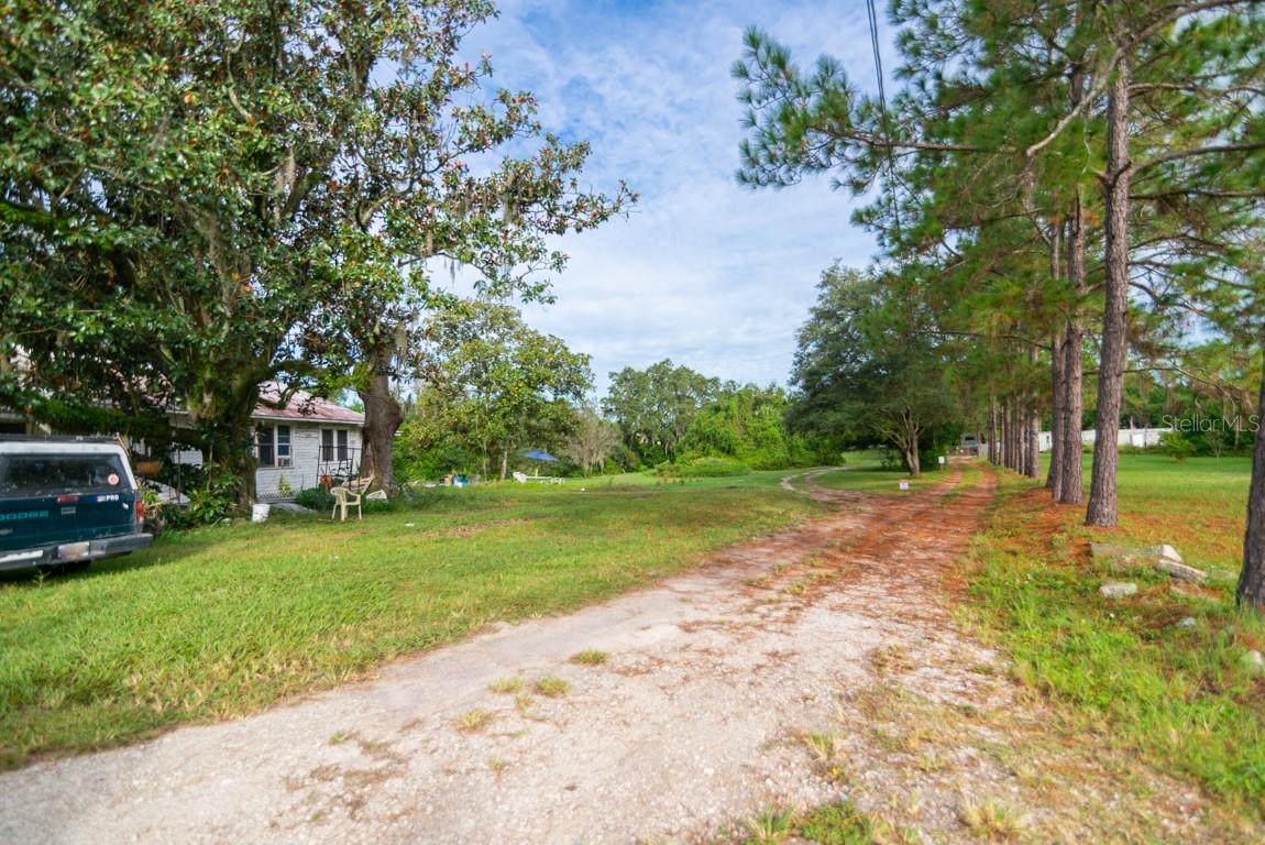 9358 HARNEY RD, THONOTOSASSA, FL, 33592