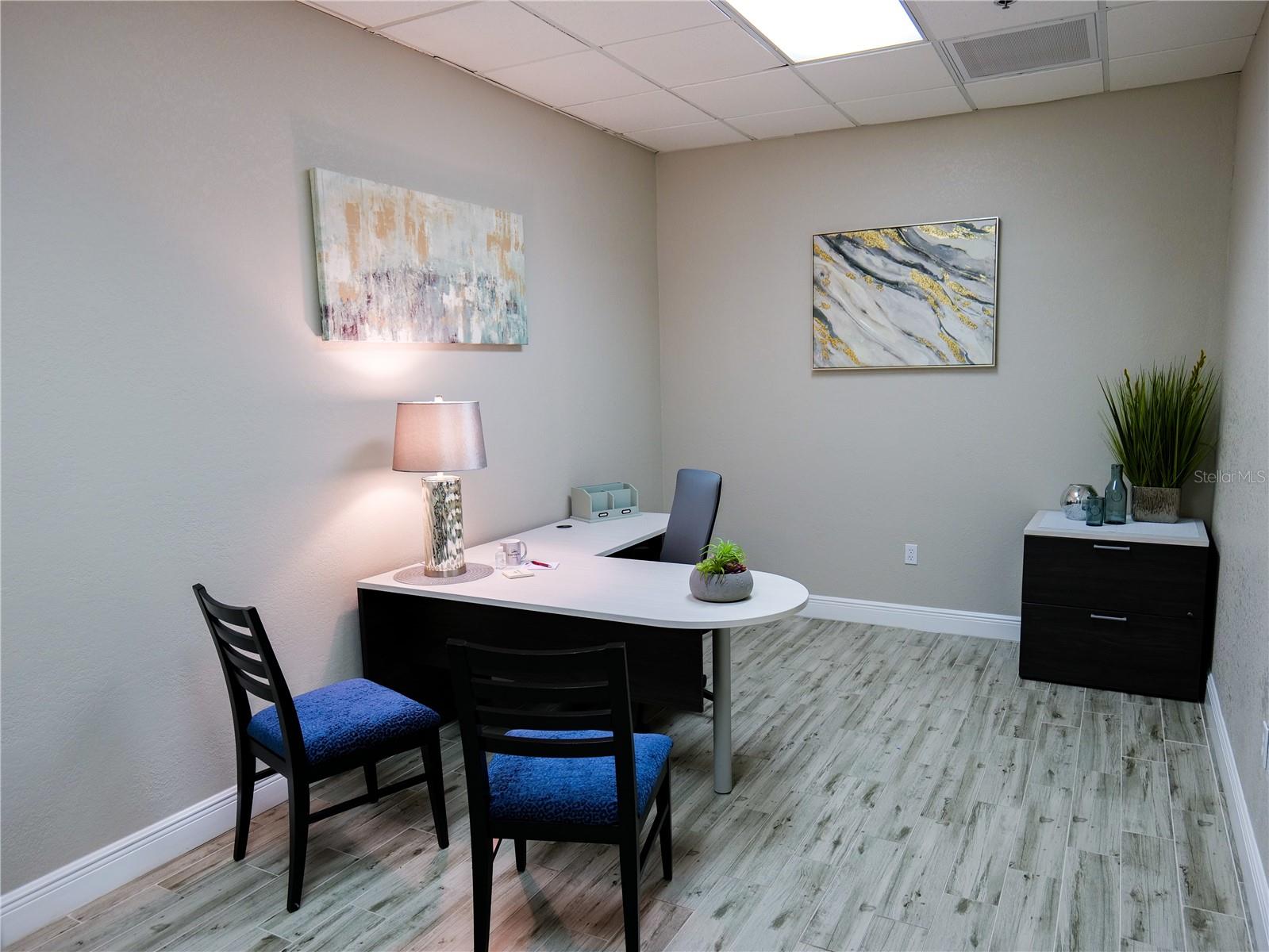 1211 TECH BLVD #111, TAMPA, FL, 33619