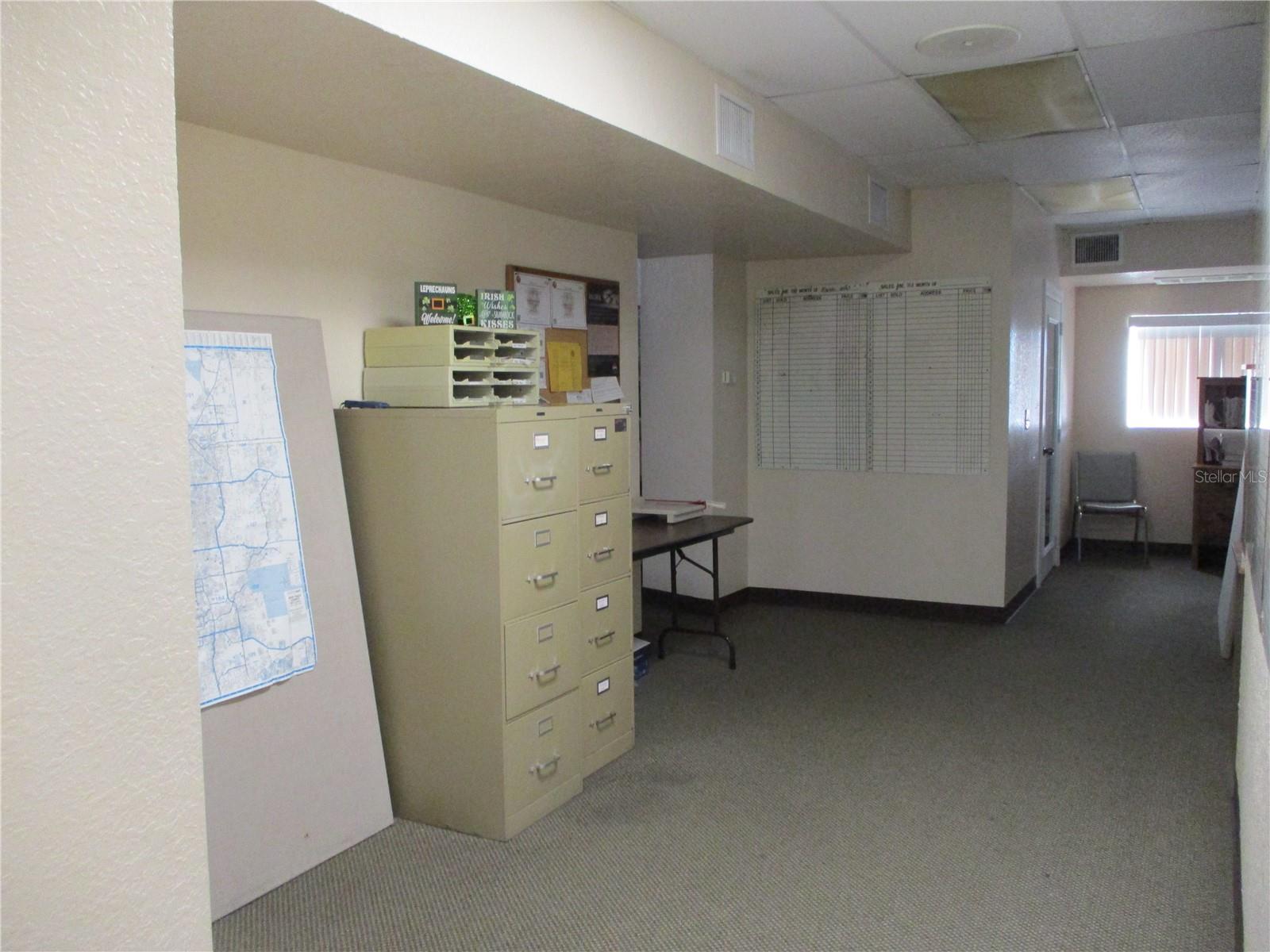 8616 US HIGHWAY 19, PORT RICHEY, FL, 34668