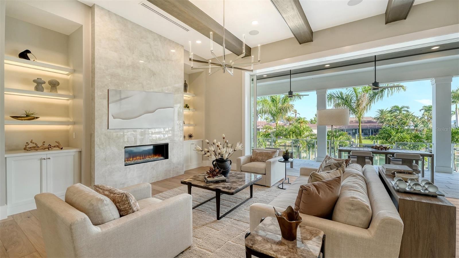 A4557763 Property Photo