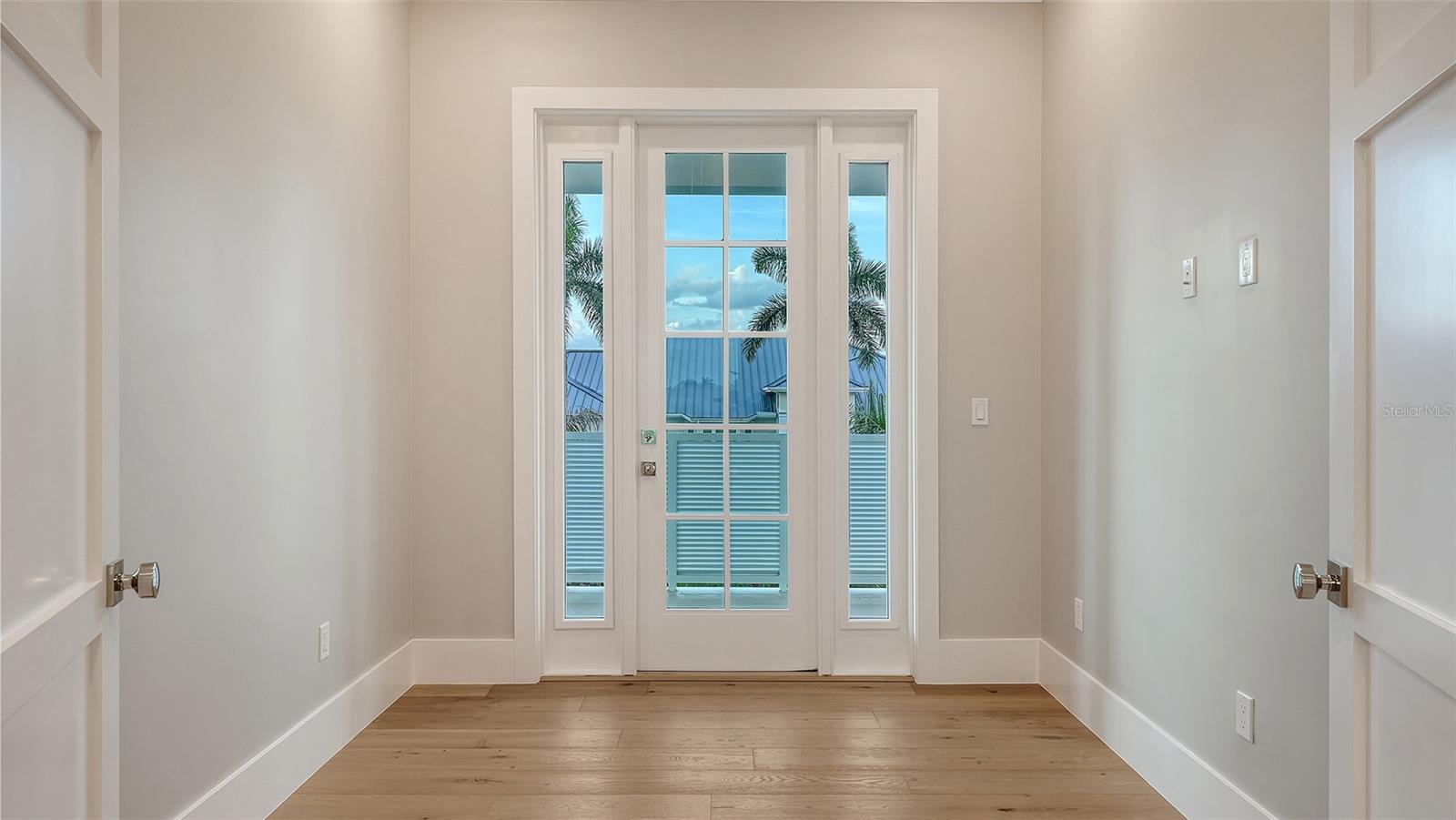 A4557763 Property Photo