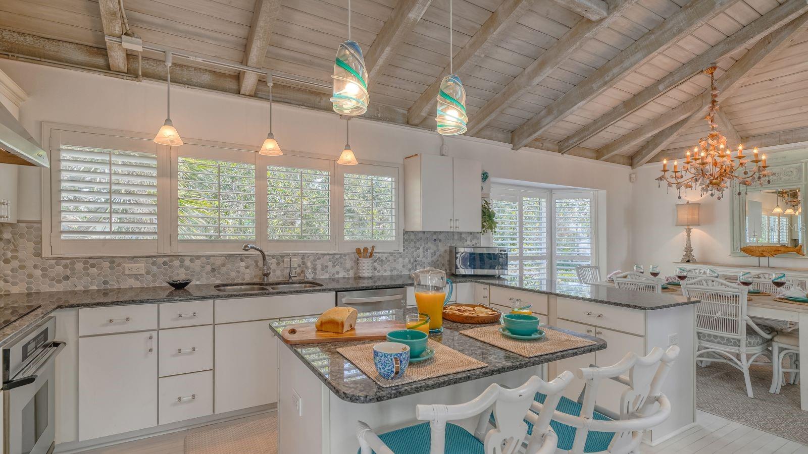 6570 MANASOTA KEY RD, ENGLEWOOD, FL, 34223