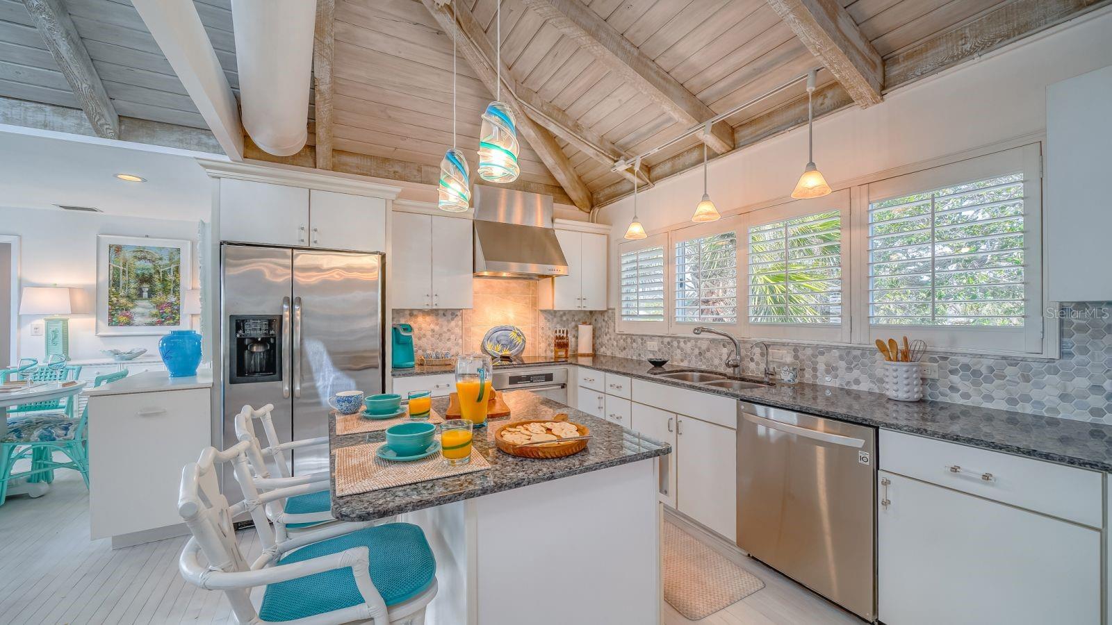 6570 MANASOTA KEY RD, ENGLEWOOD, FL, 34223