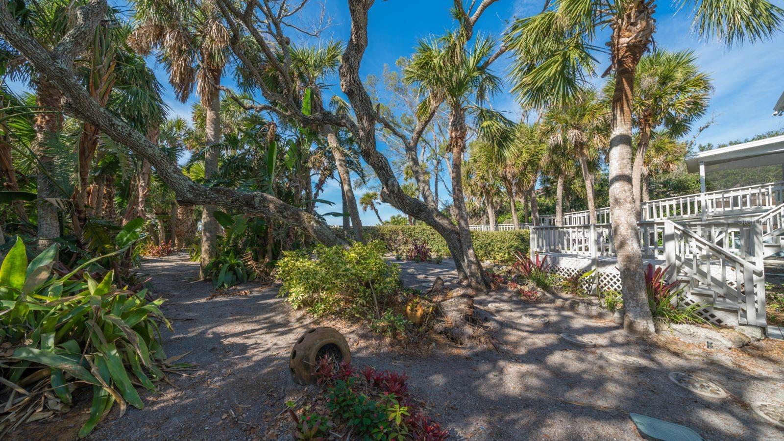 6570 MANASOTA KEY RD, ENGLEWOOD, FL, 34223