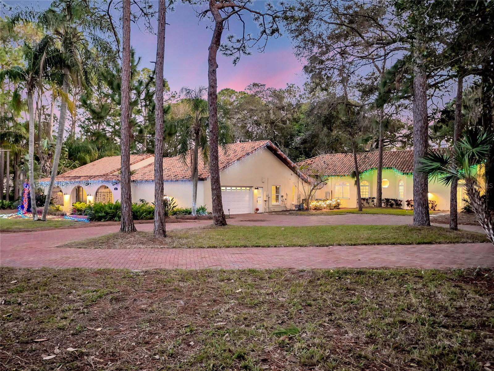2401 MARGOLIN LN, CLEARWATER, FL, 33764