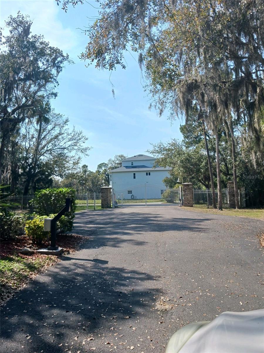 5353 TROPICAL WOODS CT, PORT RICHEY, FL, 34668