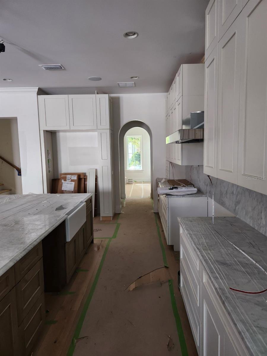 527 SEVERN AVE, TAMPA, FL, 33606