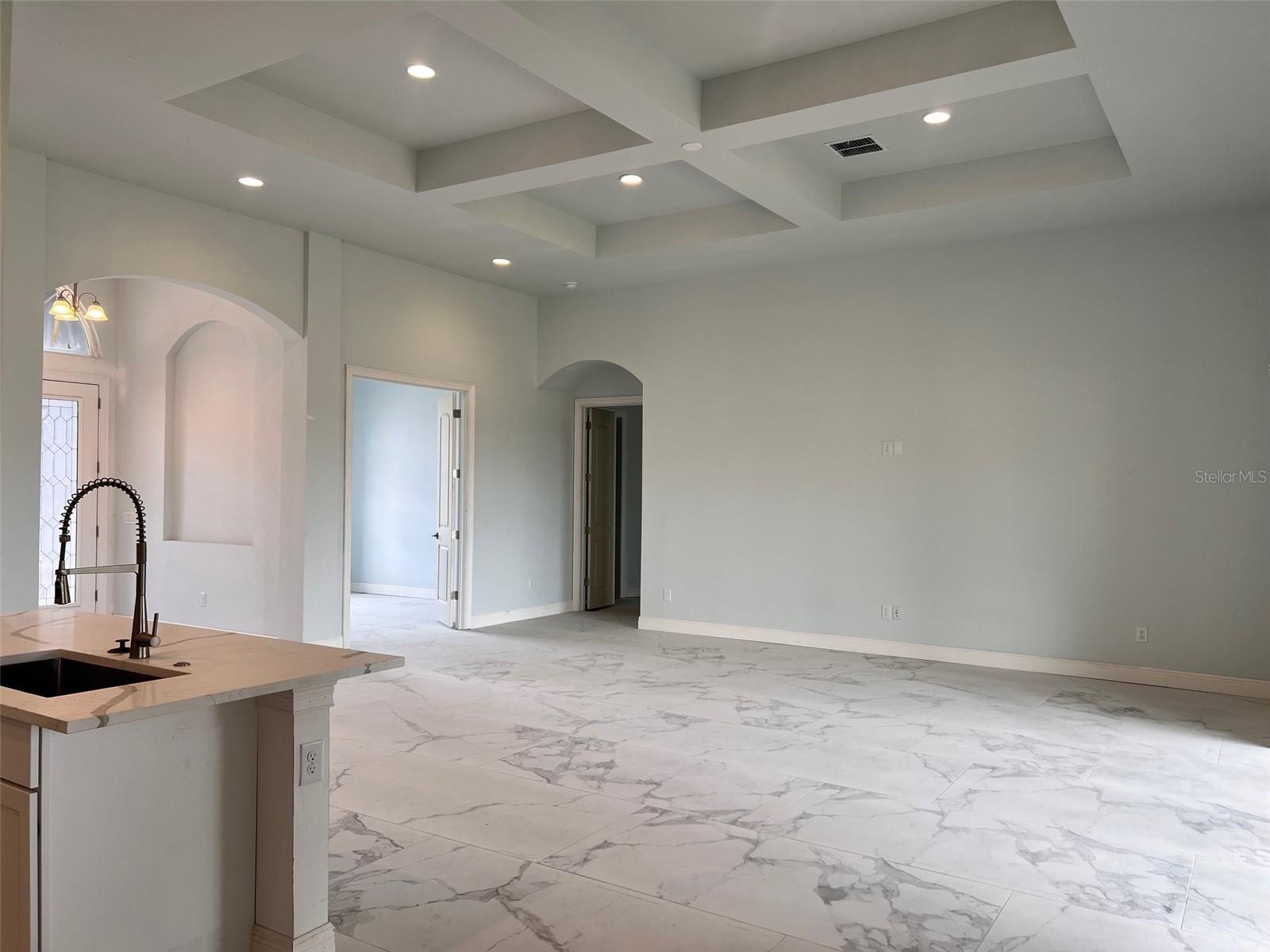 9507 MID SUMMER LN, LEESBURG, FL, 34788