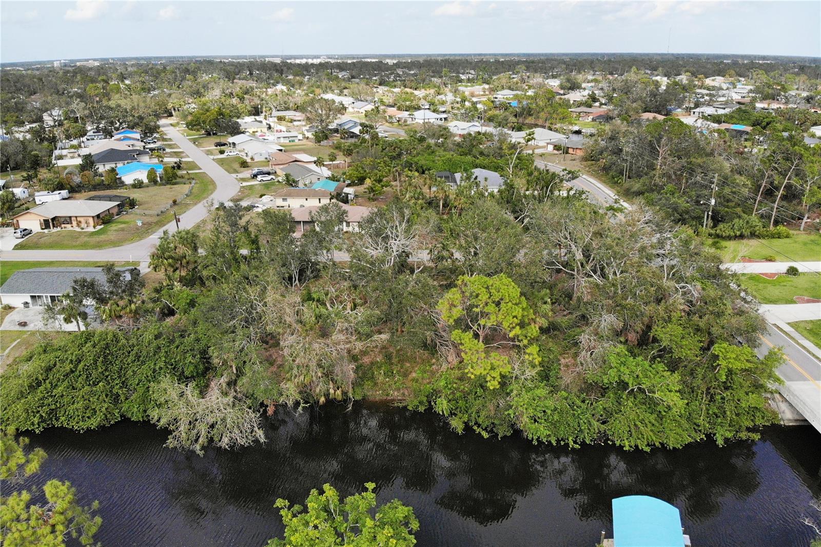 2605 CANNOLOT BLVD, PORT CHARLOTTE, FL, 33948