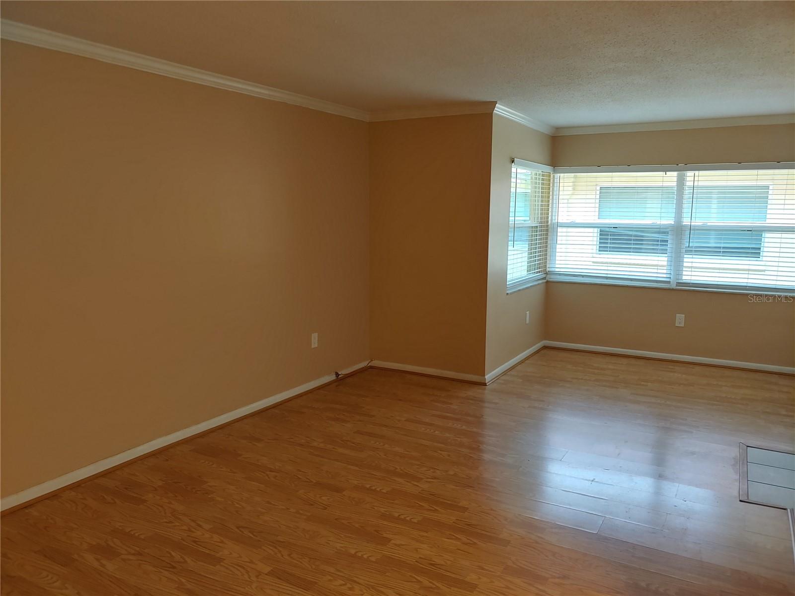 5821 8TH AVE N #203, ST PETERSBURG, FL, 33710