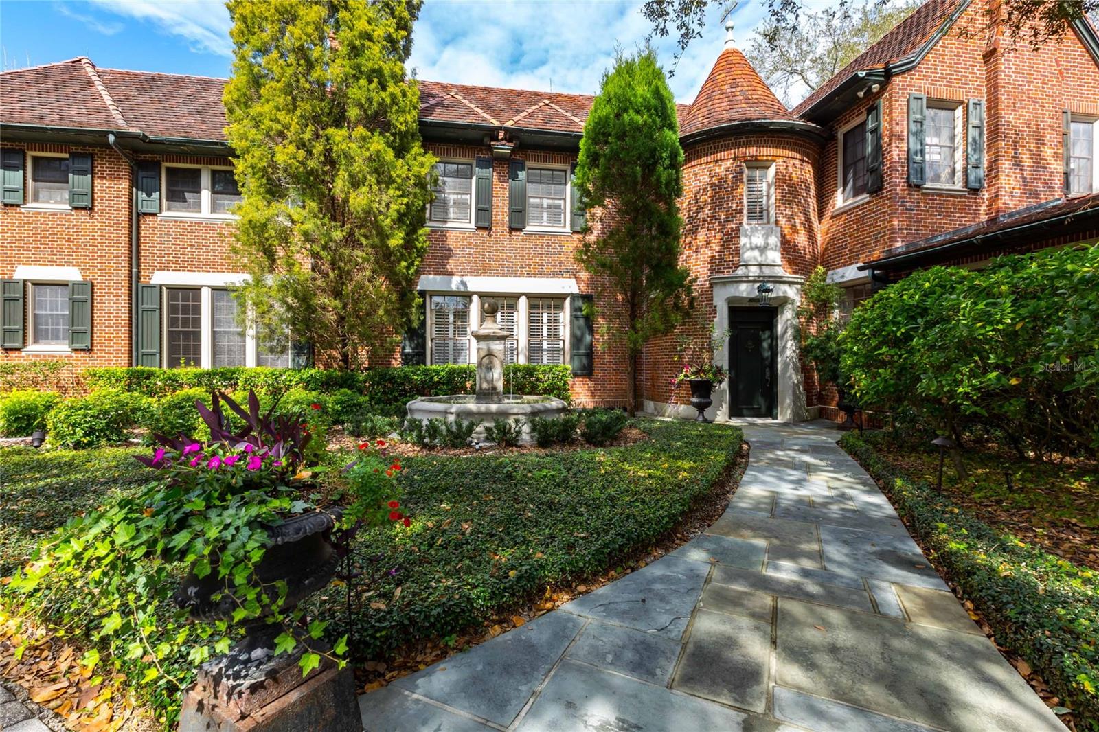 T3429398 Property Photo