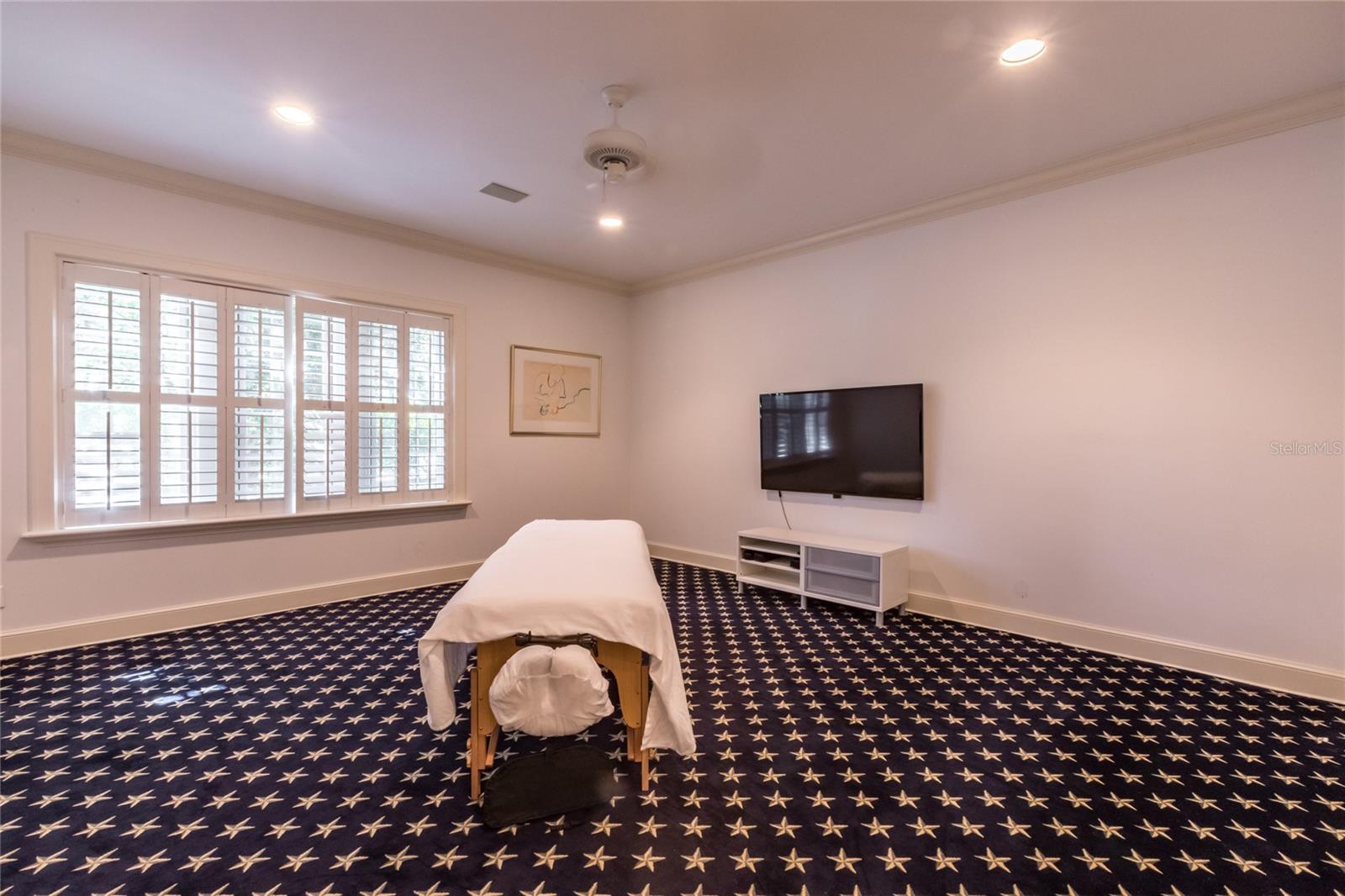 T3429398 Property Photo