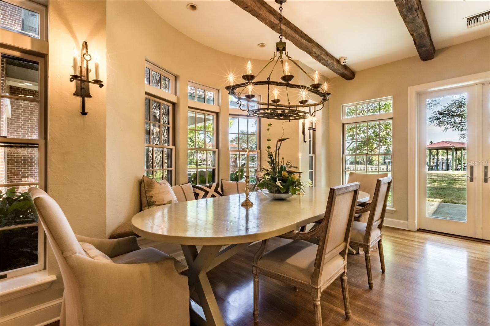 T3429398 Property Photo