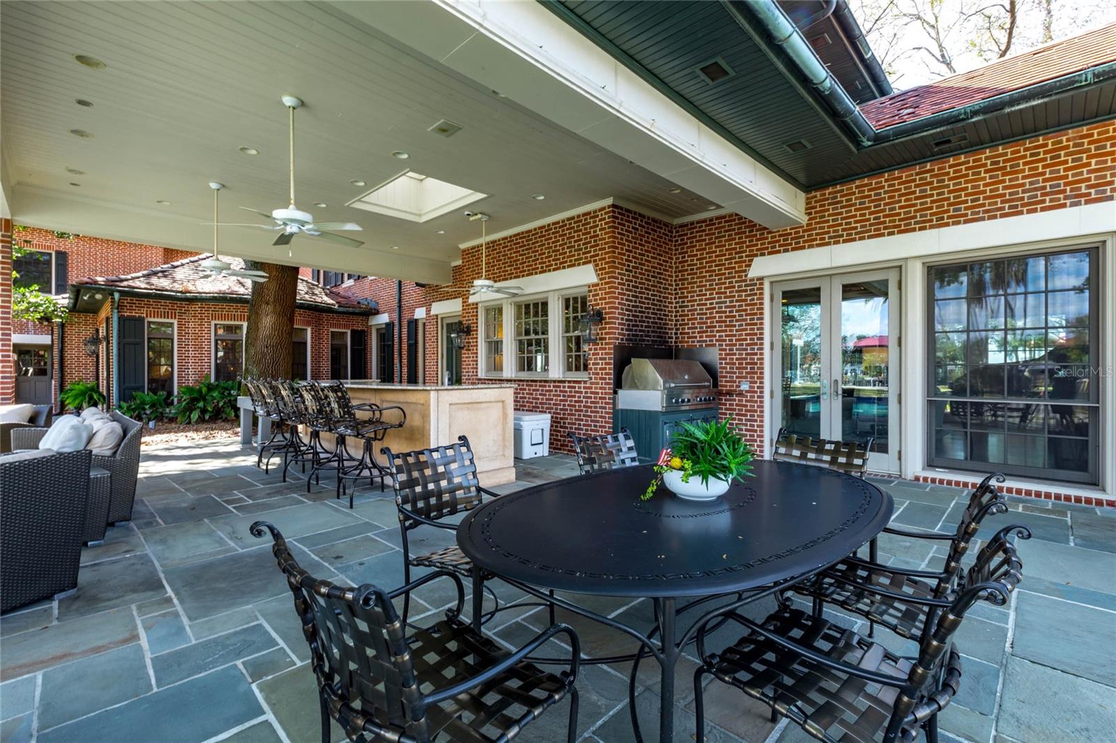 T3429398 Property Photo