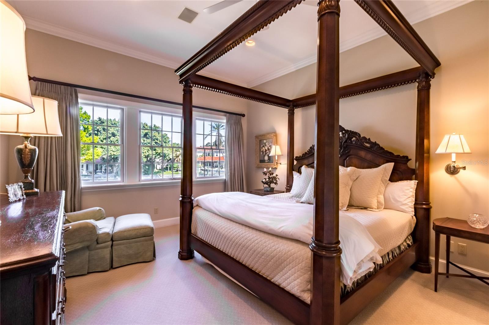 T3429398 Property Photo