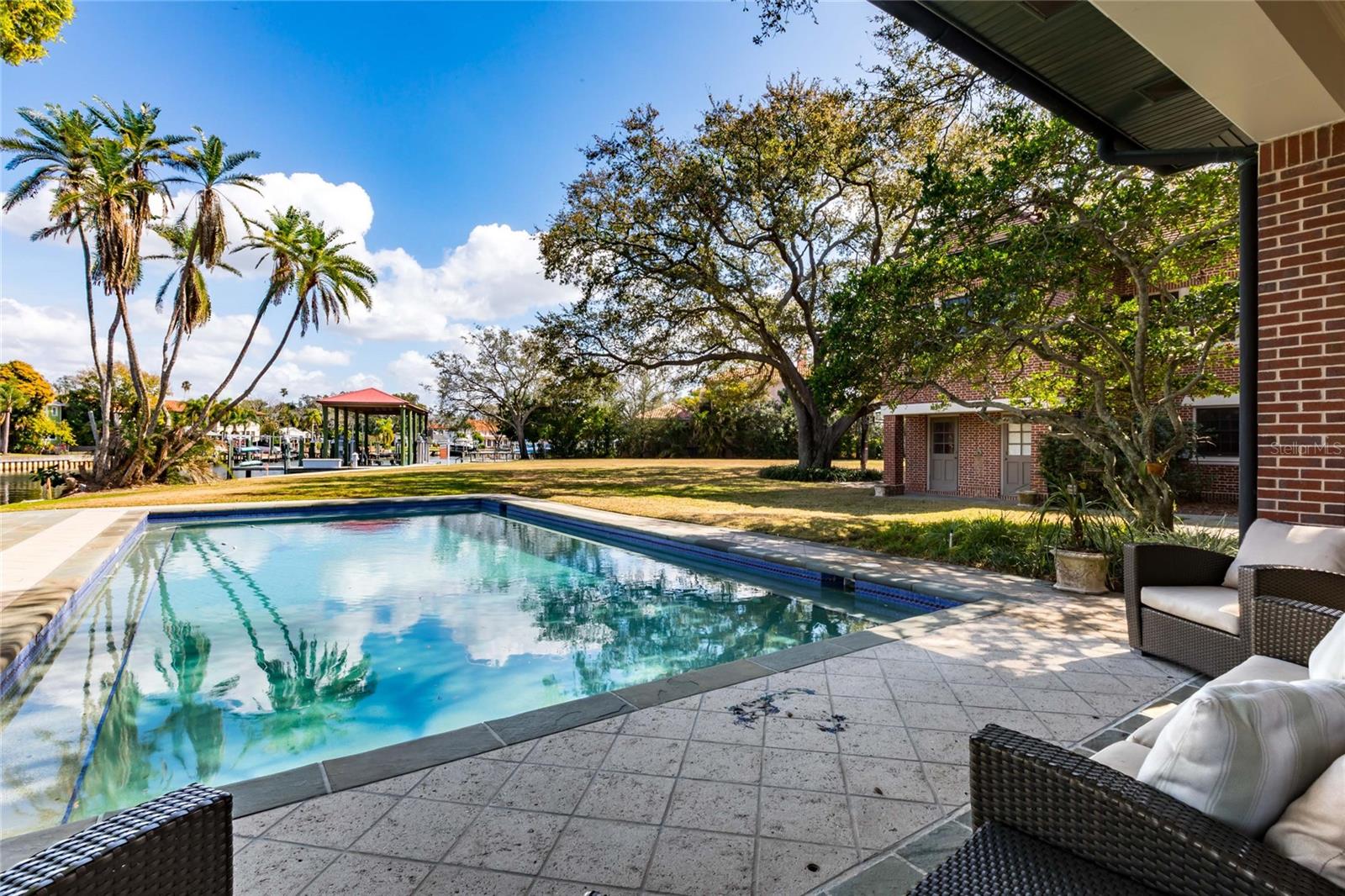 T3429398 Property Photo