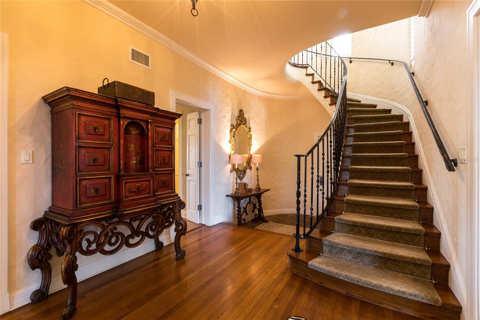 T3429398 Property Photo