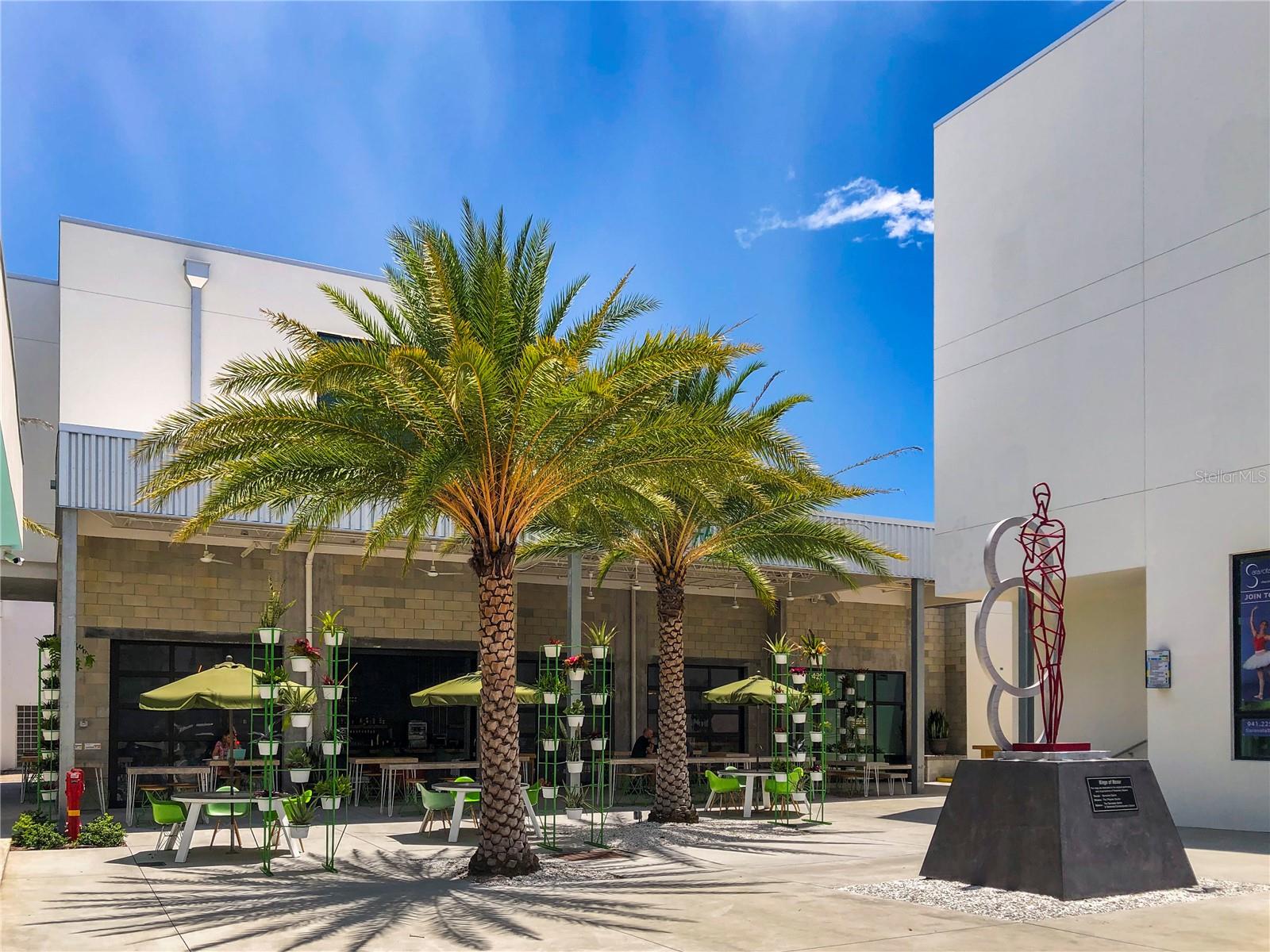 430 KUMQUAT CT #210, SARASOTA, FL, 34236