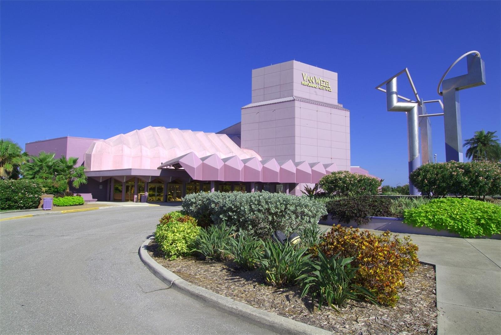 430 KUMQUAT CT #210, SARASOTA, FL, 34236