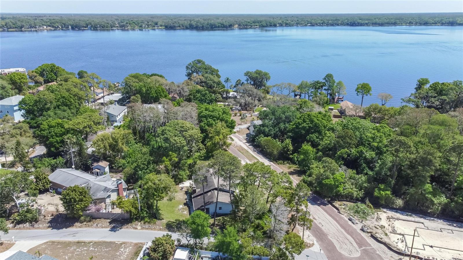 200 LAKEVIEW DR, TARPON SPRINGS, FL, 34688