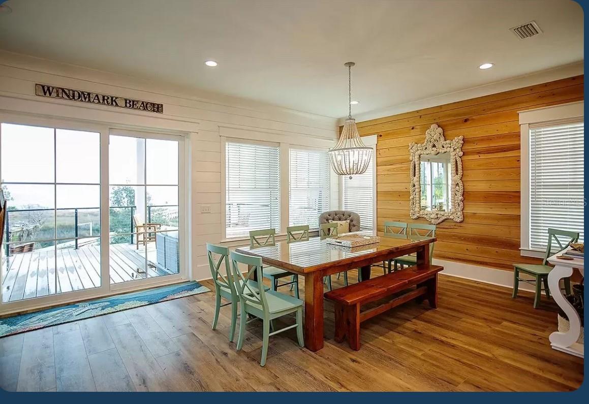 200 LAKEVIEW DR, TARPON SPRINGS, FL, 34688
