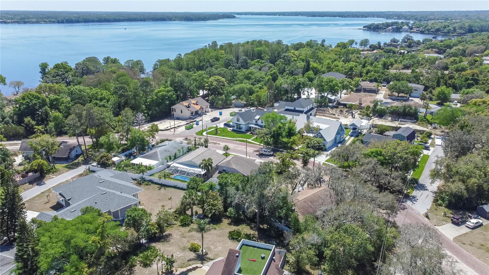 200 LAKEVIEW DR, TARPON SPRINGS, FL, 34688
