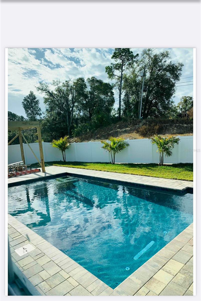 200 LAKEVIEW DR, TARPON SPRINGS, FL, 34688