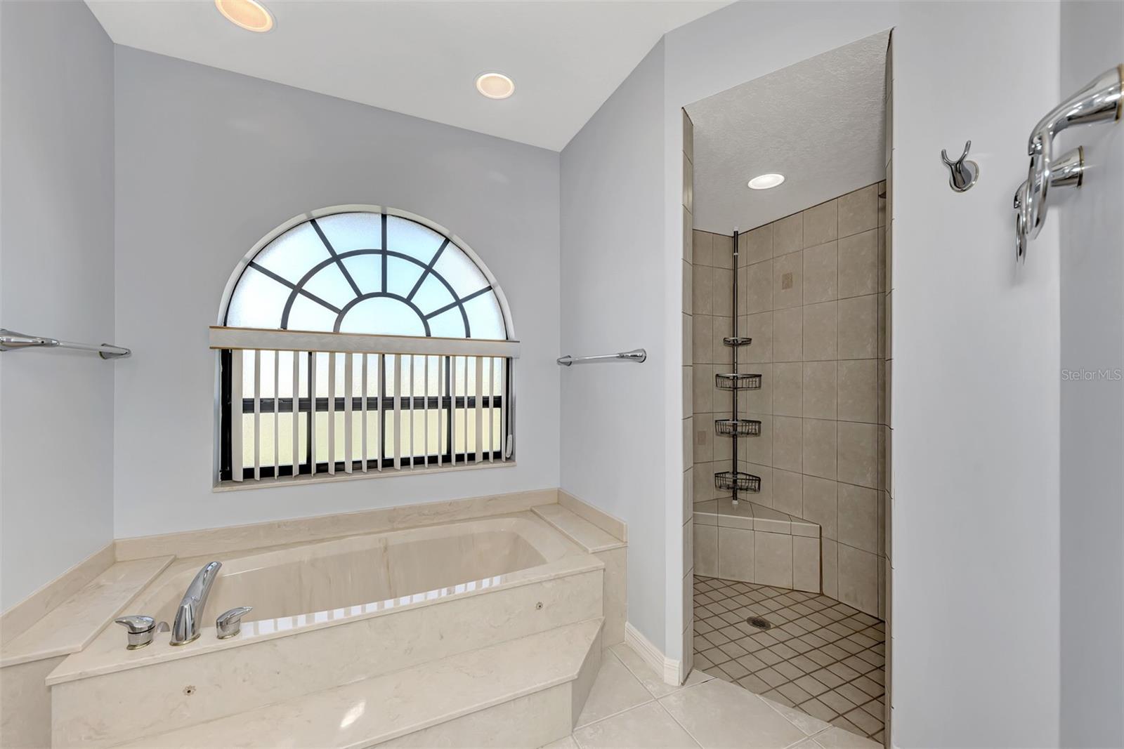 15706 VISCOUNT CIR, PORT CHARLOTTE, FL, 33981